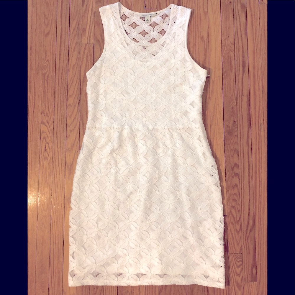 Banana Republic, lace shift dress - Picture 5 of 12